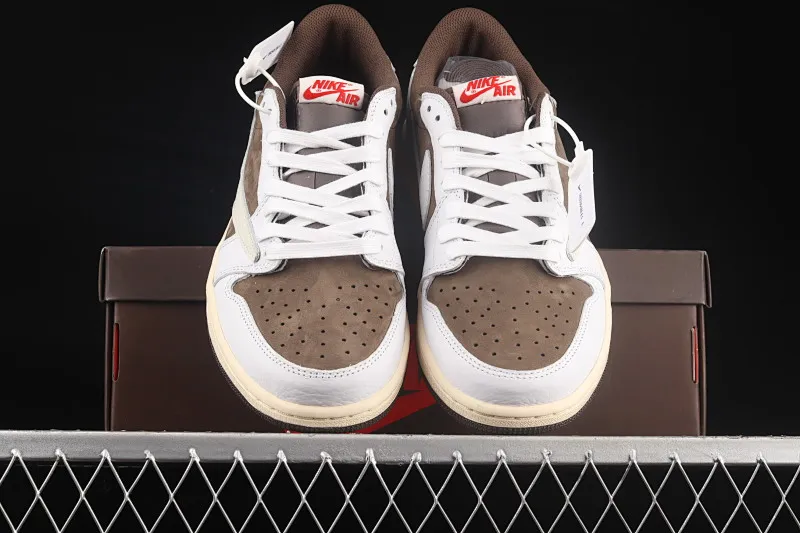All Categories Air Jordan Jordan Series Basketball Shoes Air Jordan 1 Low Travis Scott x Air Jordan 1 Low OG AJ1 Joe 1 Overhook White Brown Suede Low-top Basketball Shoes DM2508-586